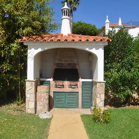 度假居 In With Private Pool